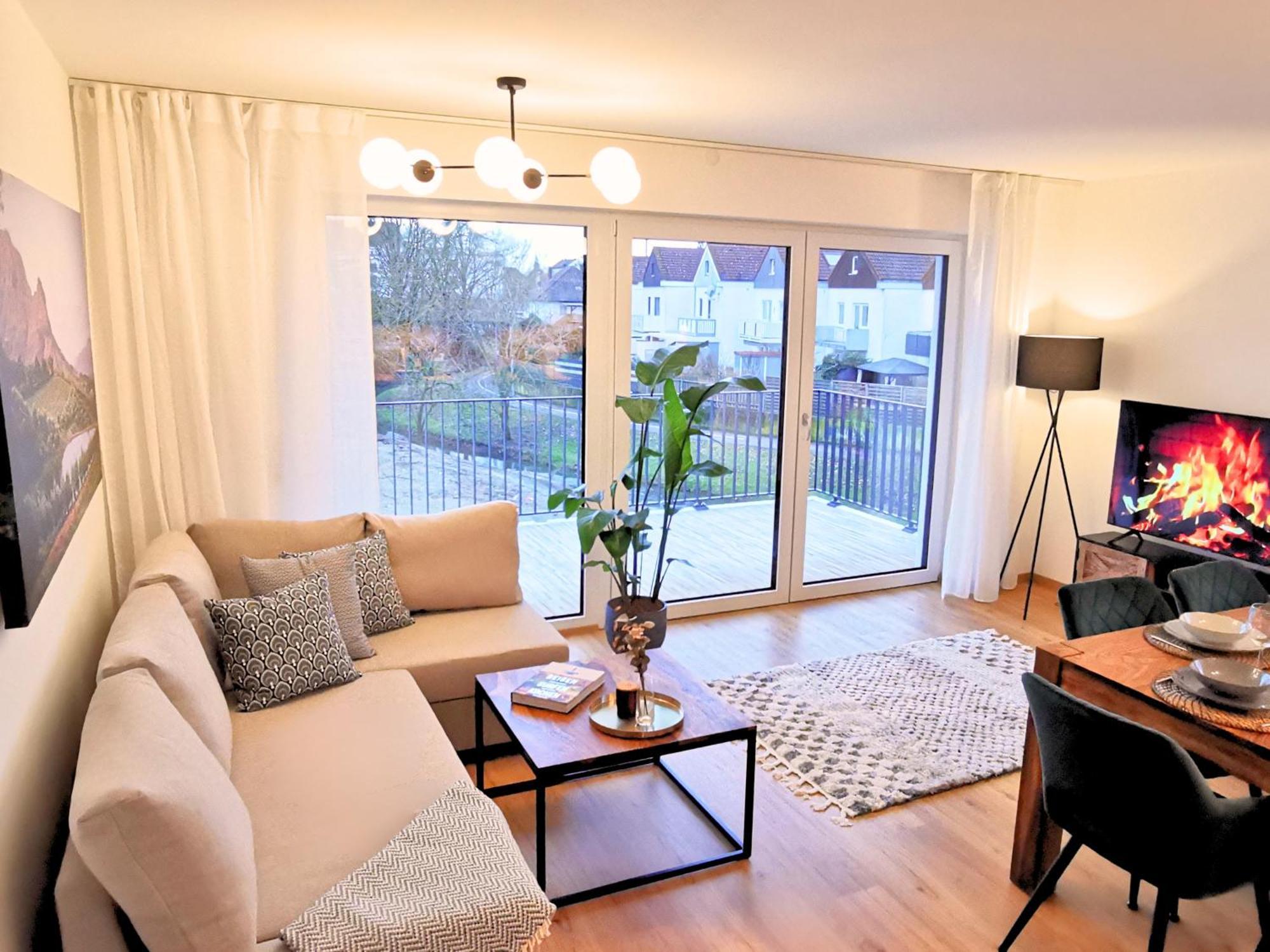 Apartamento Fynbos Penthouse Deluxe, Balkon, Parkplatz Straubing Exterior foto